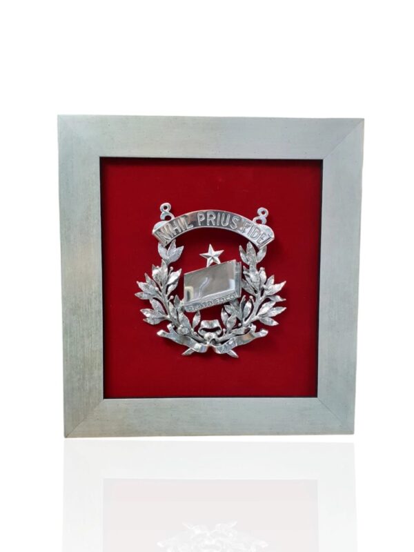 Escudo de Notaría. Plateado